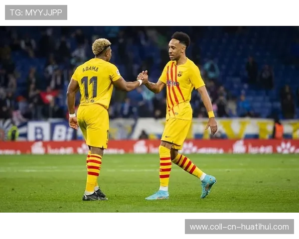 奥斯梅恩冷静拿球完成连续突破，那不勒斯前场火力点全面爆燃